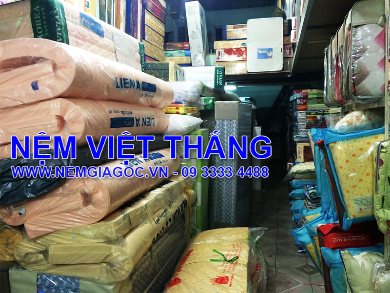 nệm việt thắng