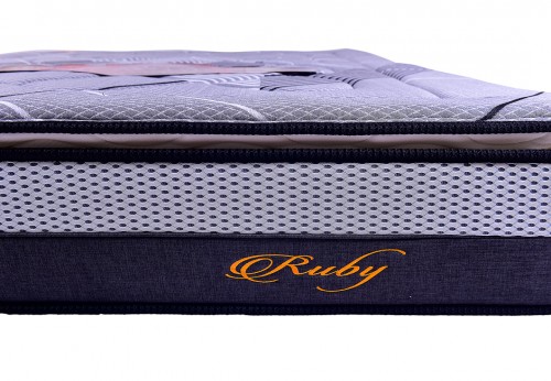 Nệm lò xo túi Ruby 3 viền 4 sao