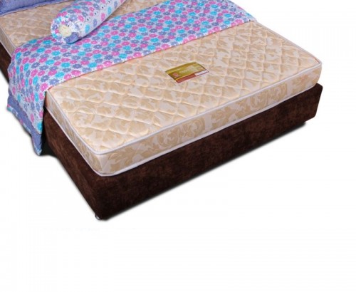 Nệm Mút Xốp Queen Foarm Vạn Thành BH 1 Năm